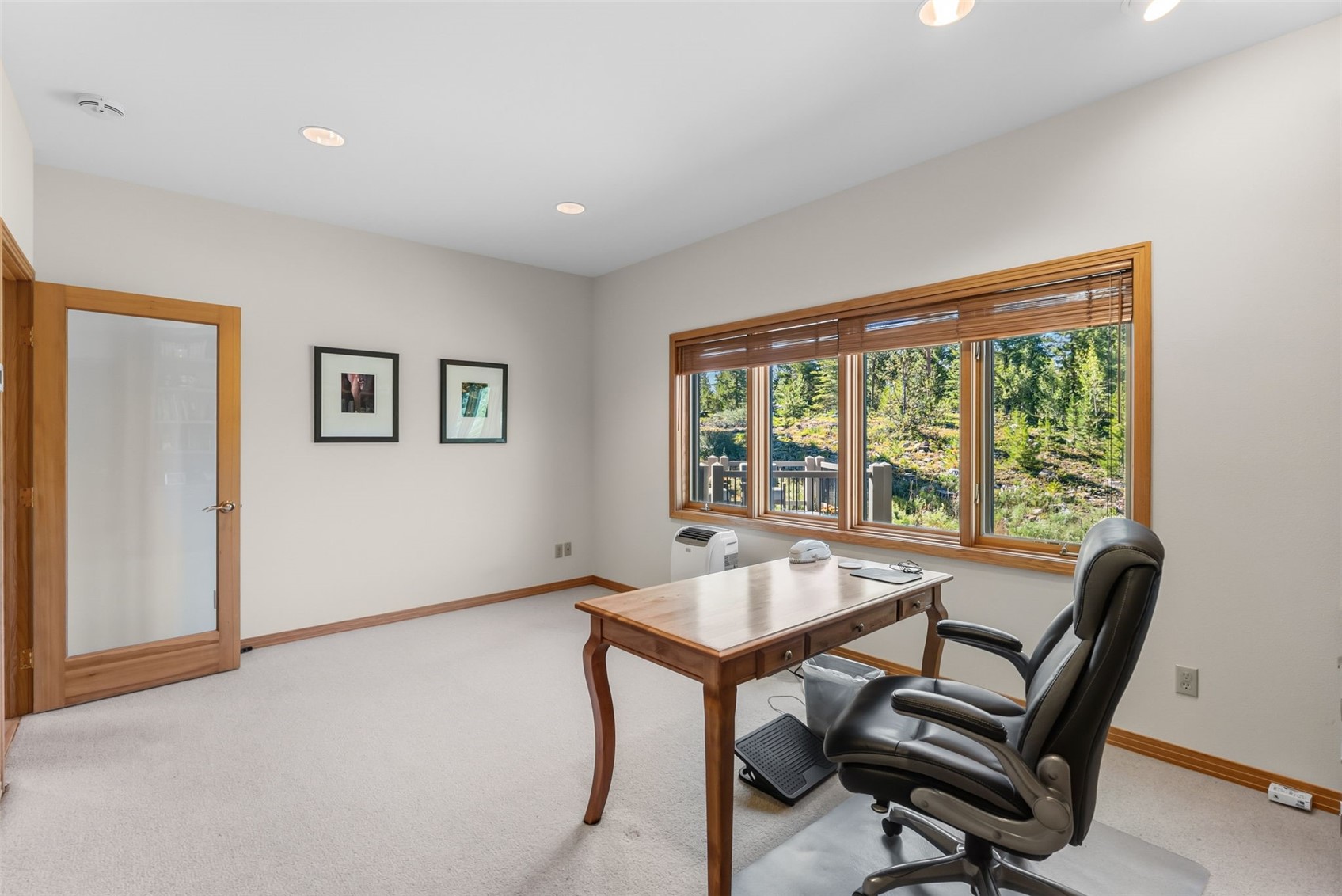 1165 Emerald ROAD