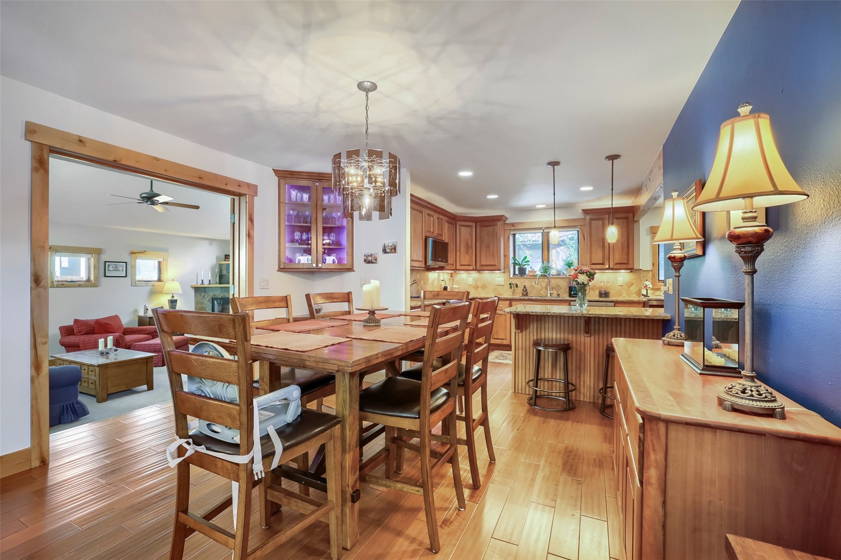 460 W Coyote DRIVE