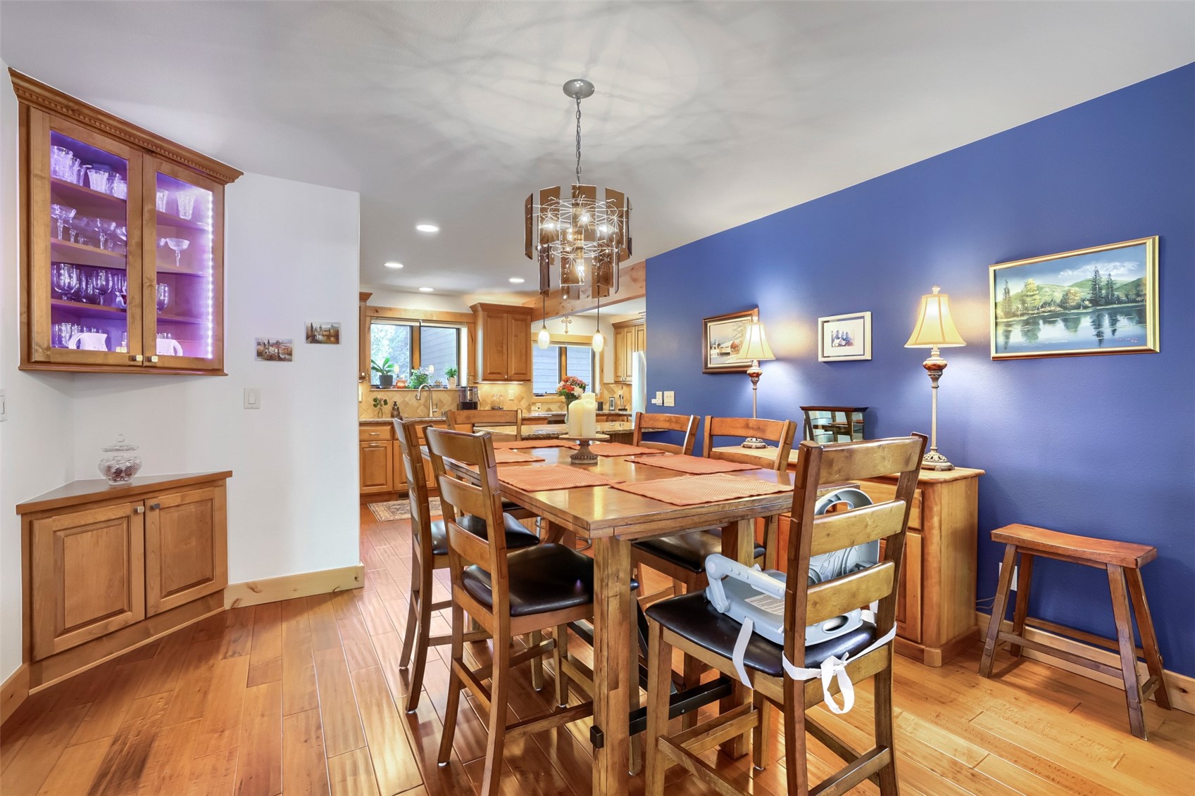 460 W Coyote DRIVE