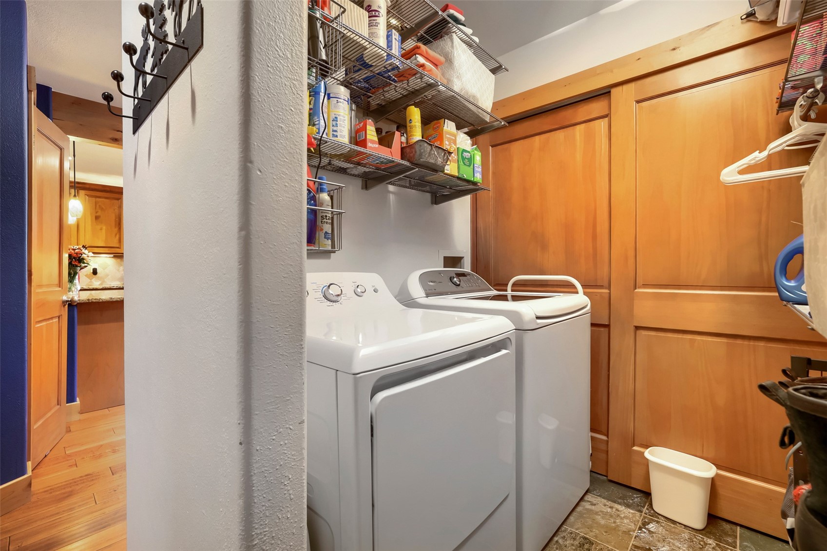 460 W Coyote DRIVE