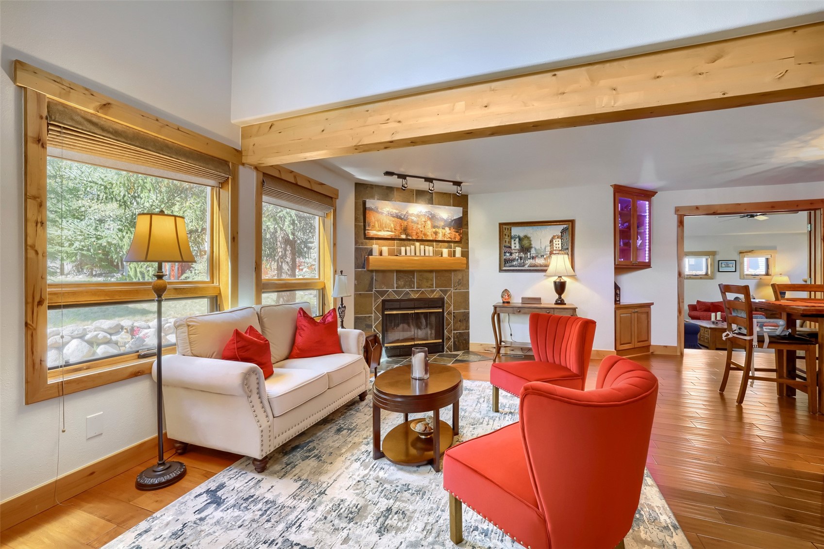 460 W Coyote DRIVE