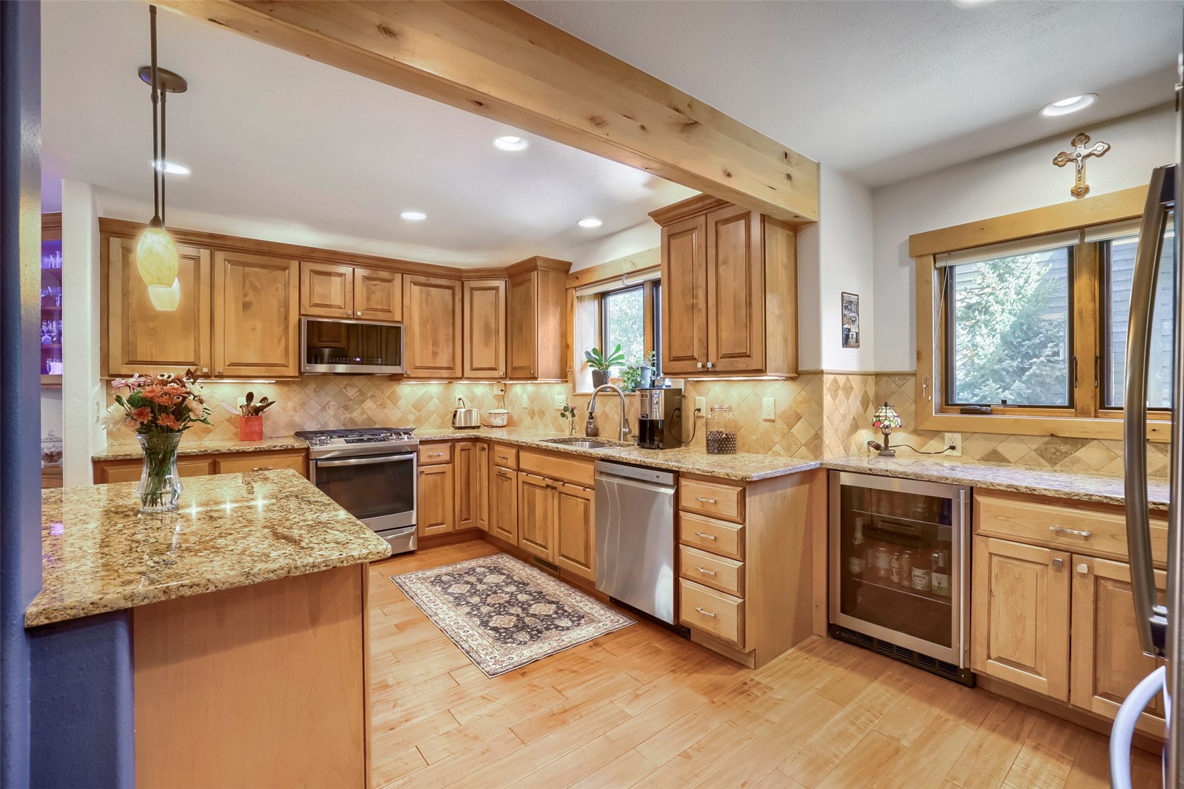 460 W Coyote DRIVE