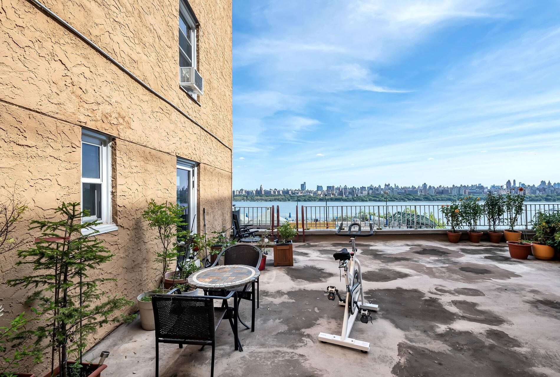 8650 BLVD EAST Unit 1B