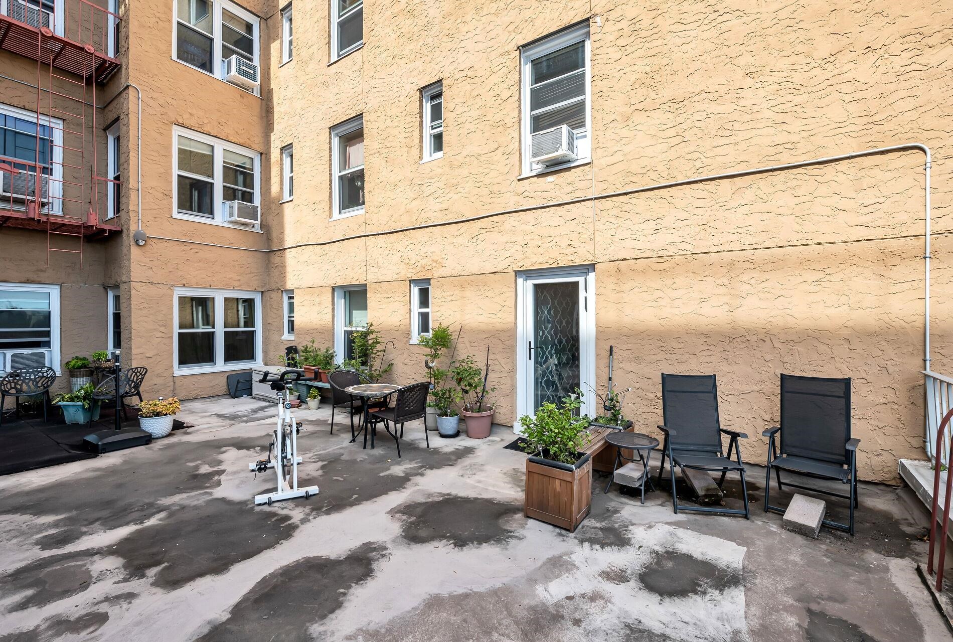 8650 BLVD EAST Unit 1B