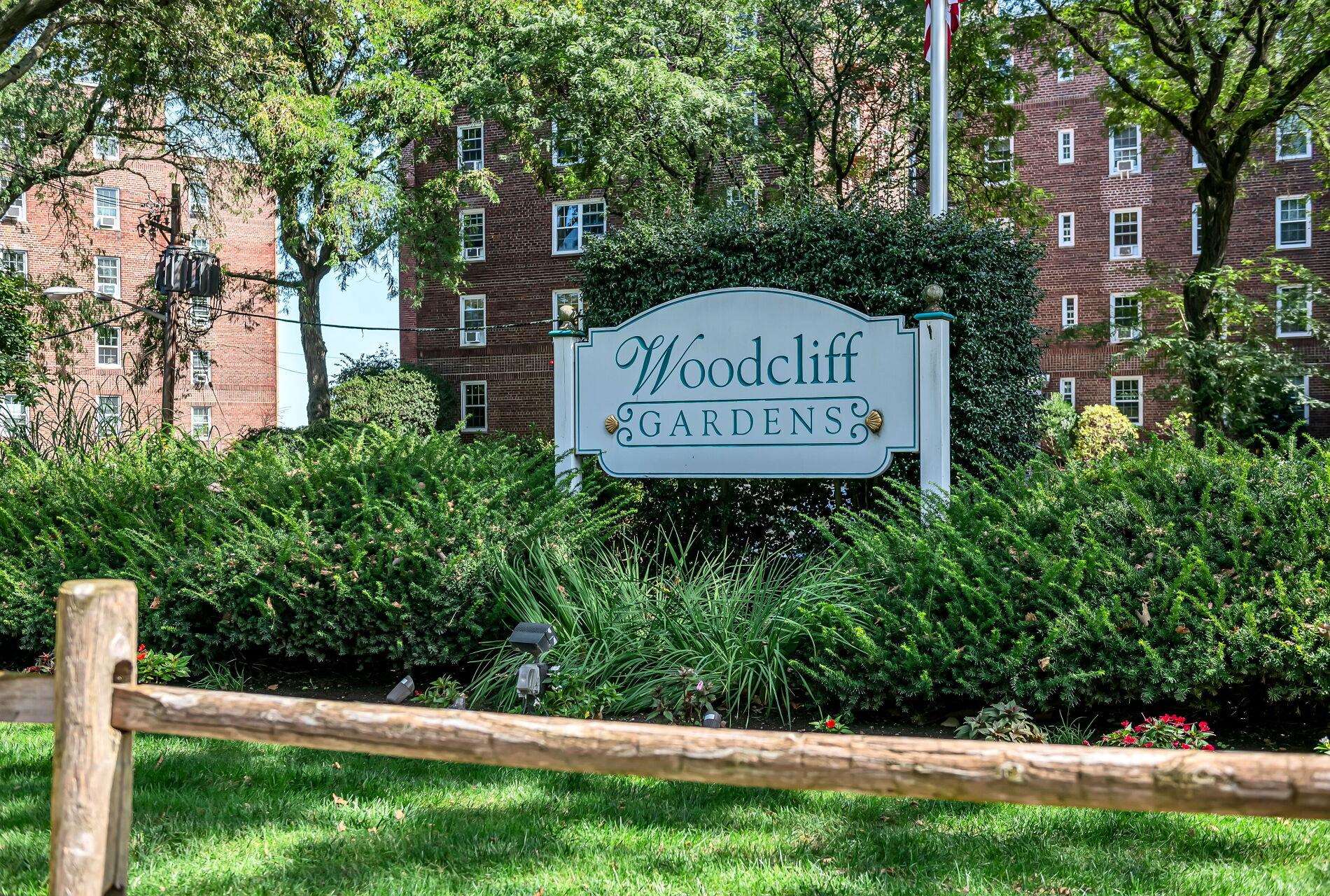 8650 BLVD EAST Unit 1B