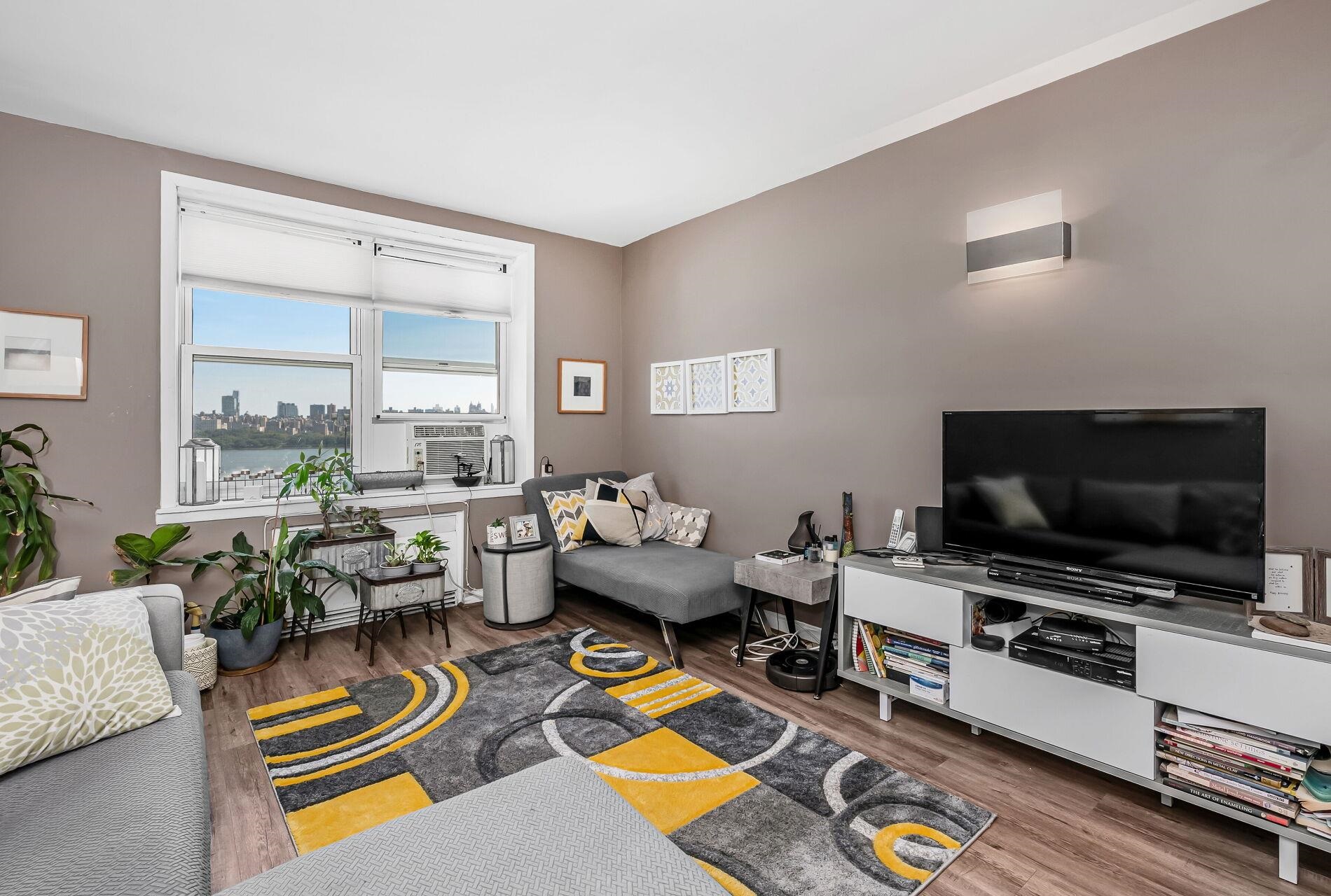 8650 BLVD EAST Unit 1B