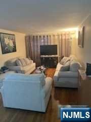 475 Grand Avenue LC