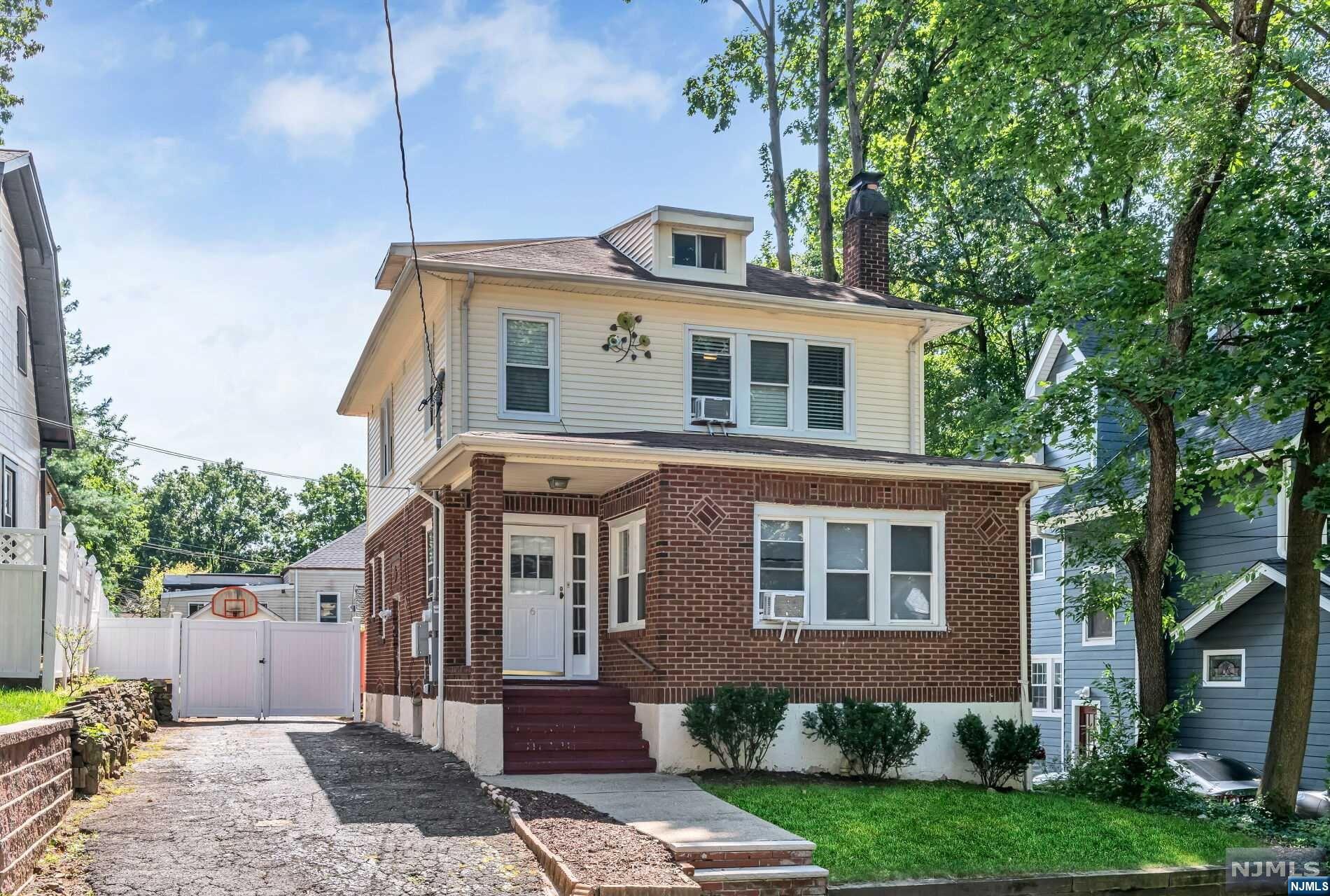 6 Cottage Place