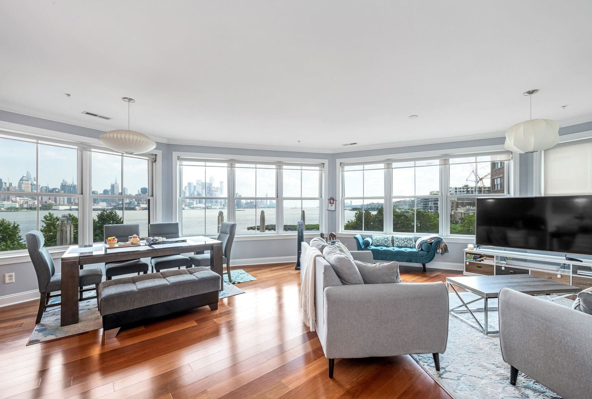 20 AVENUE AT PORT IMPERIAL Unit: 302