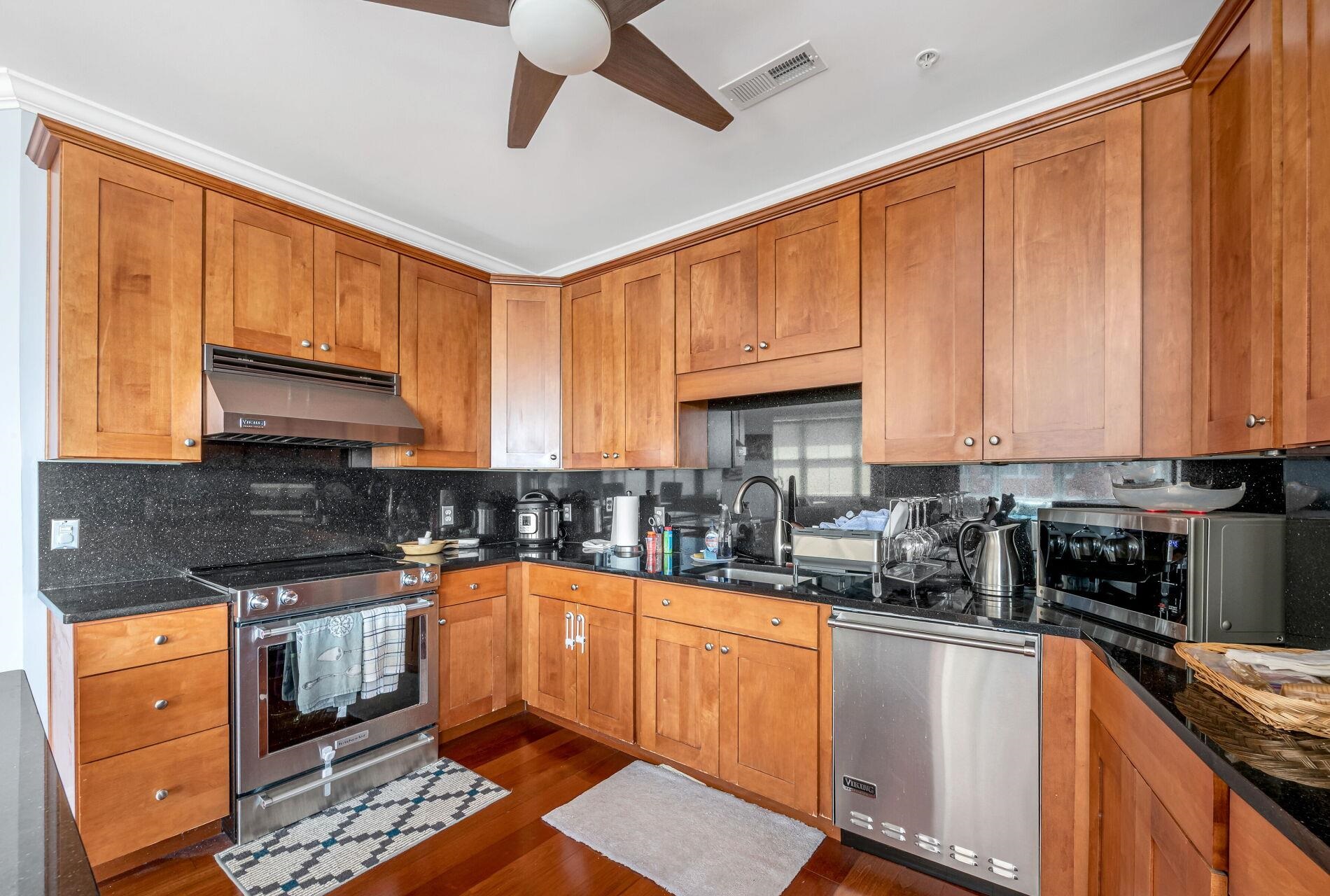 20 AVENUE AT PORT IMPERIAL Unit: 302