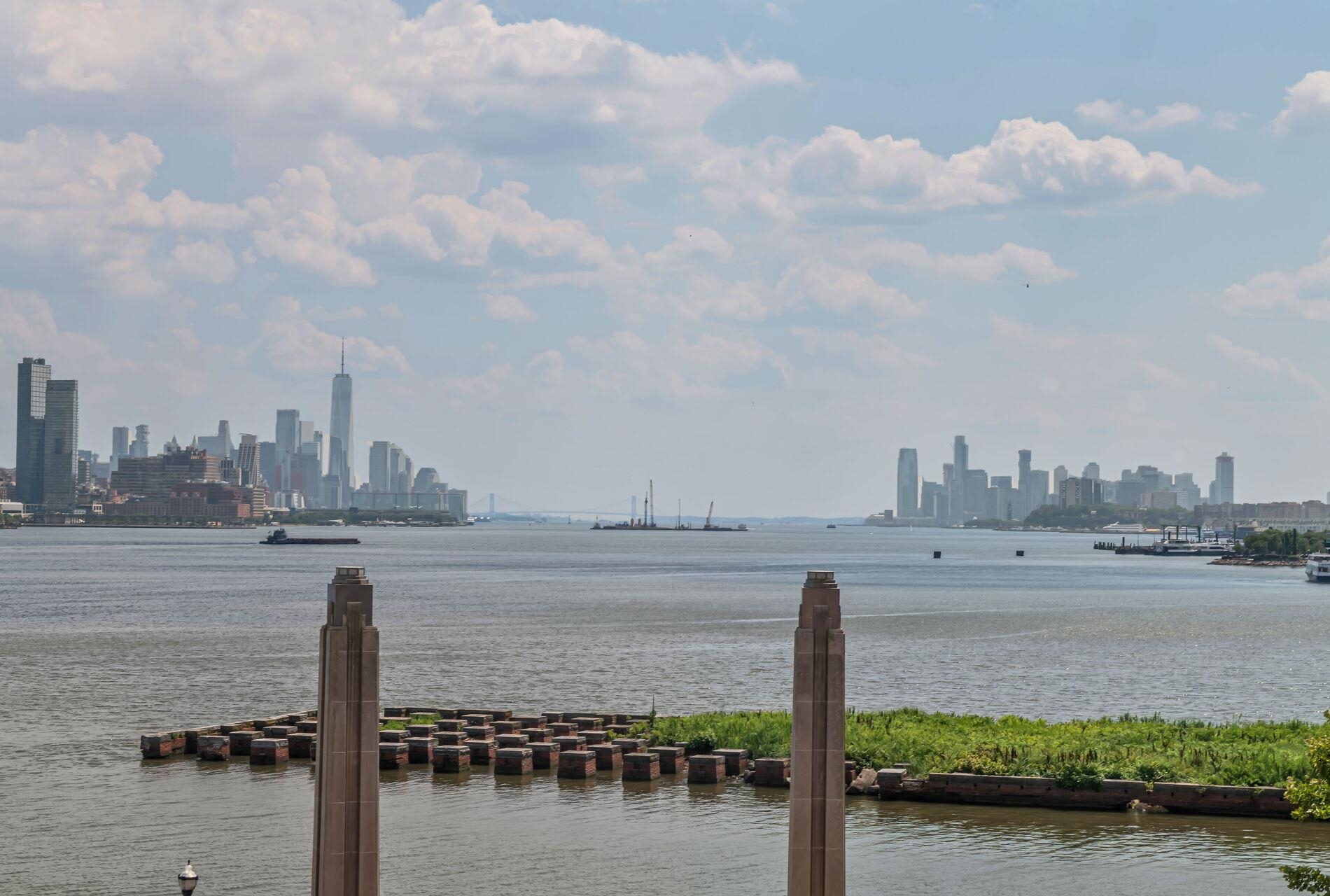 20 AVENUE AT PORT IMPERIAL Unit: 302