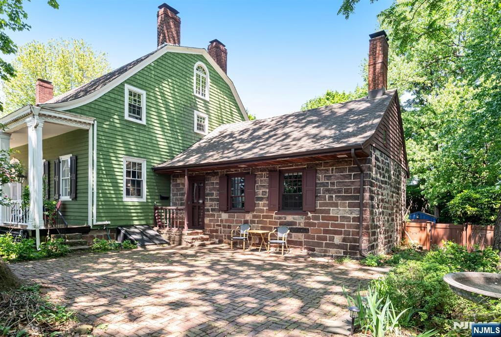125 Lakeview