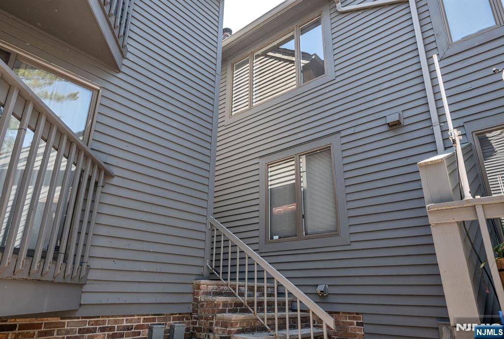 1566 Anderson Avenue 66J