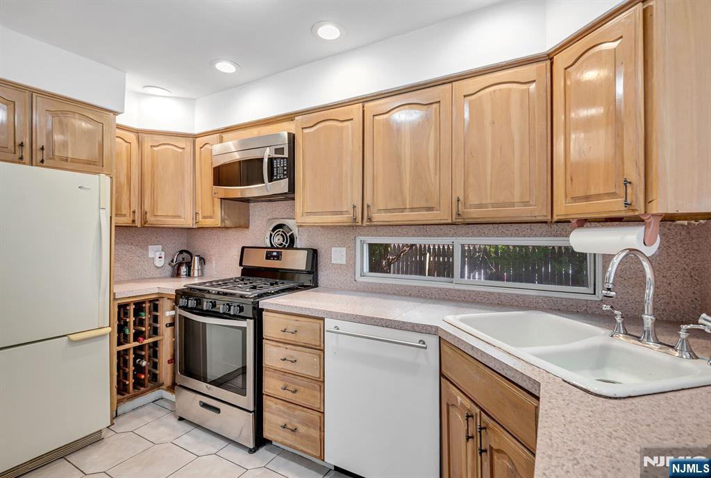 428 Washington Terrace