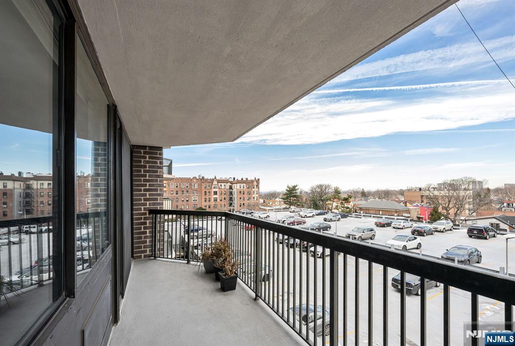 770 Anderson Avenue 4K