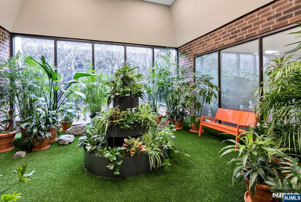 770 Anderson Avenue 4K