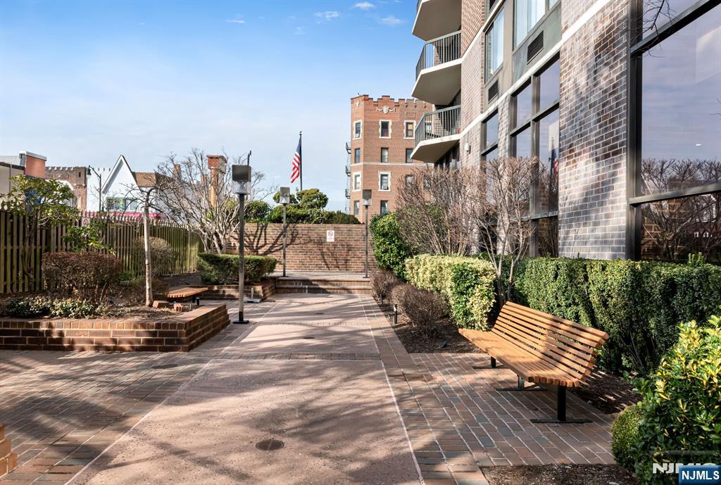 770 Anderson Avenue 4K