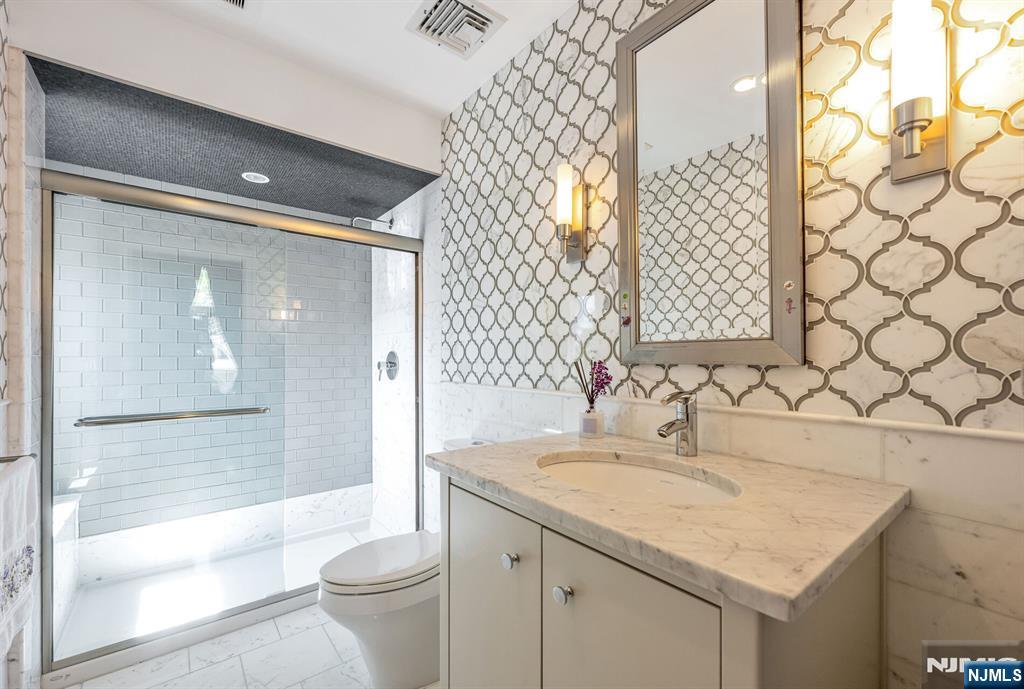 1115 Arcadian Way