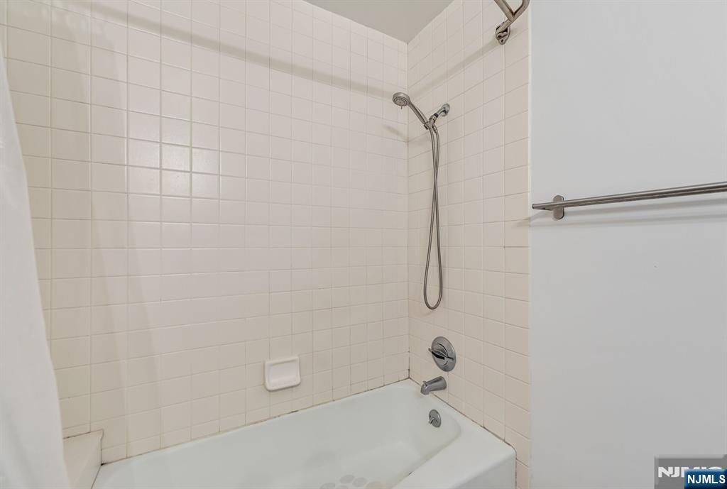 16 Grand Cove Way C16