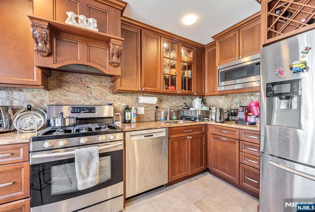 16 Grand Cove Way C16