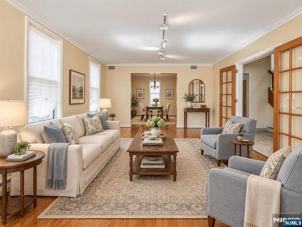 151 Summit Avenue