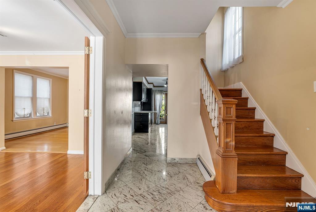 151 Summit Avenue