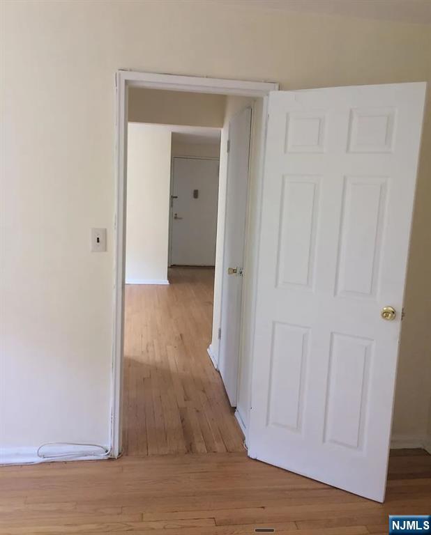 2205 N Central 3F