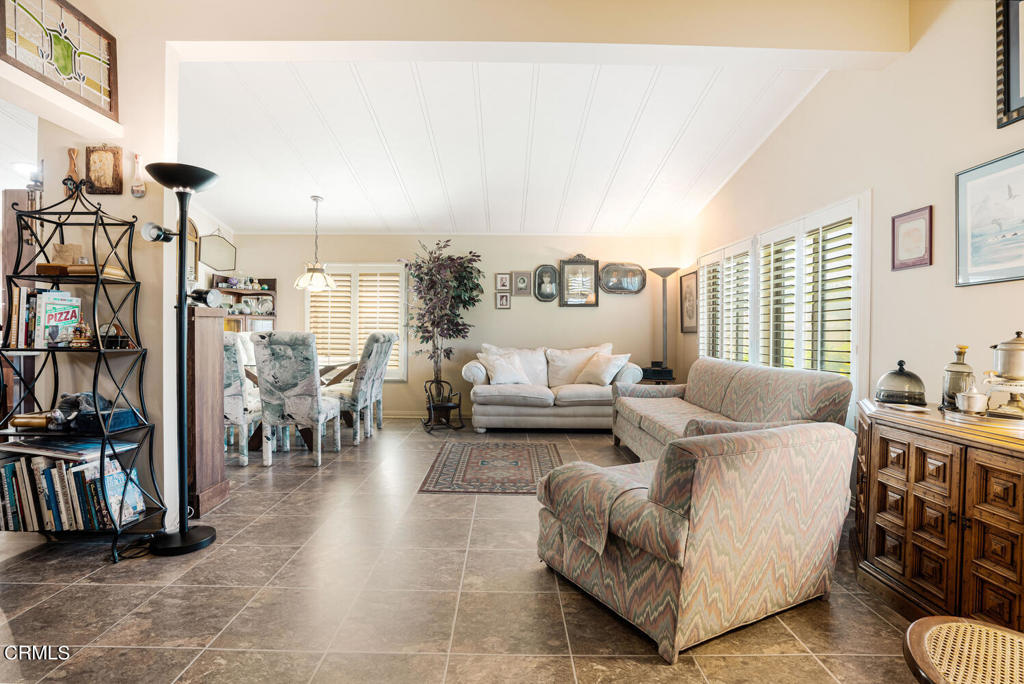 1220 Johnson Drive 19