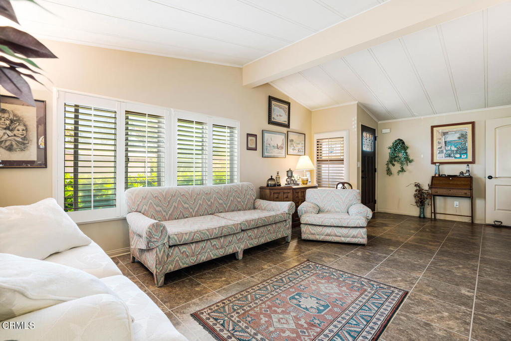 1220 Johnson Drive 19