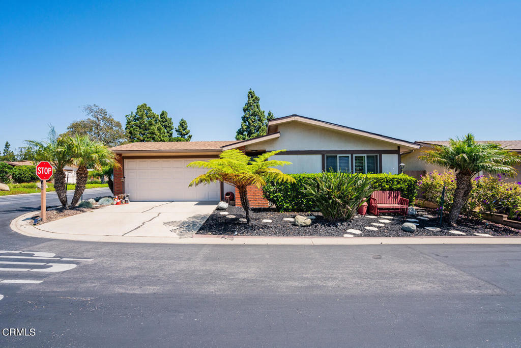 1220 Johnson Drive 19