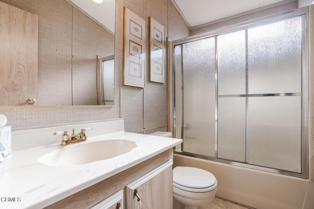 1220 Johnson Drive 125