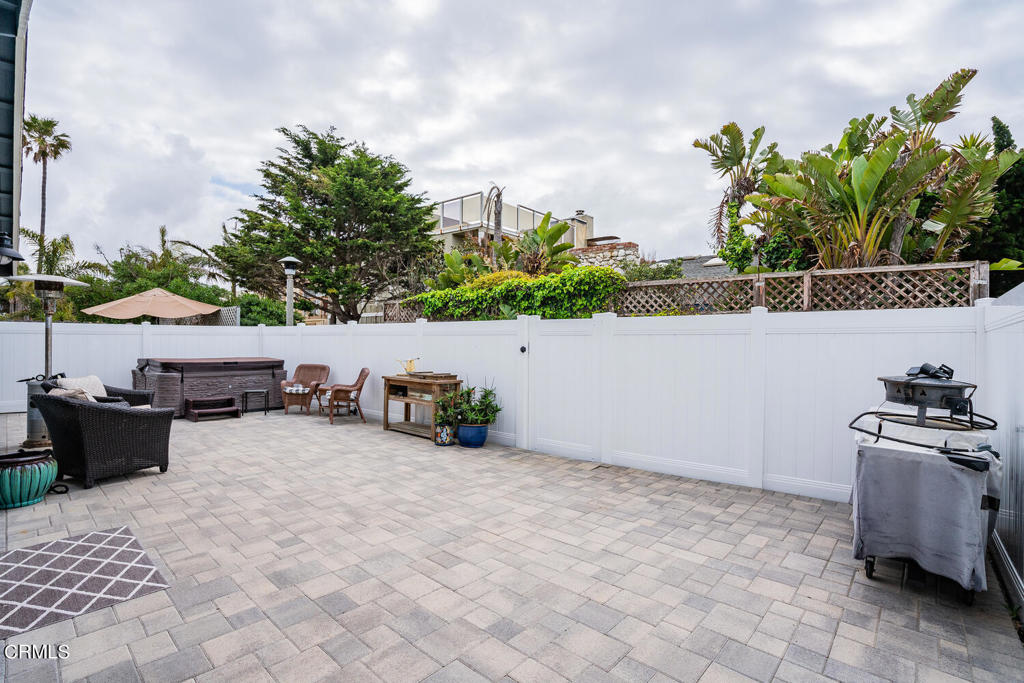 5228 Outrigger Way