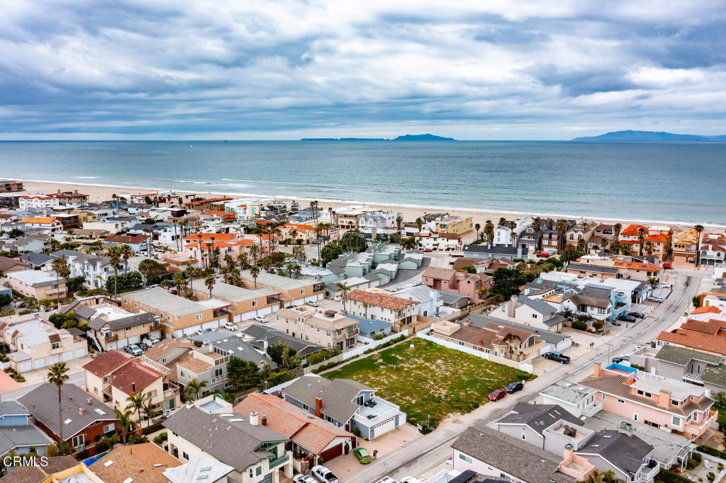 5228 Outrigger Way