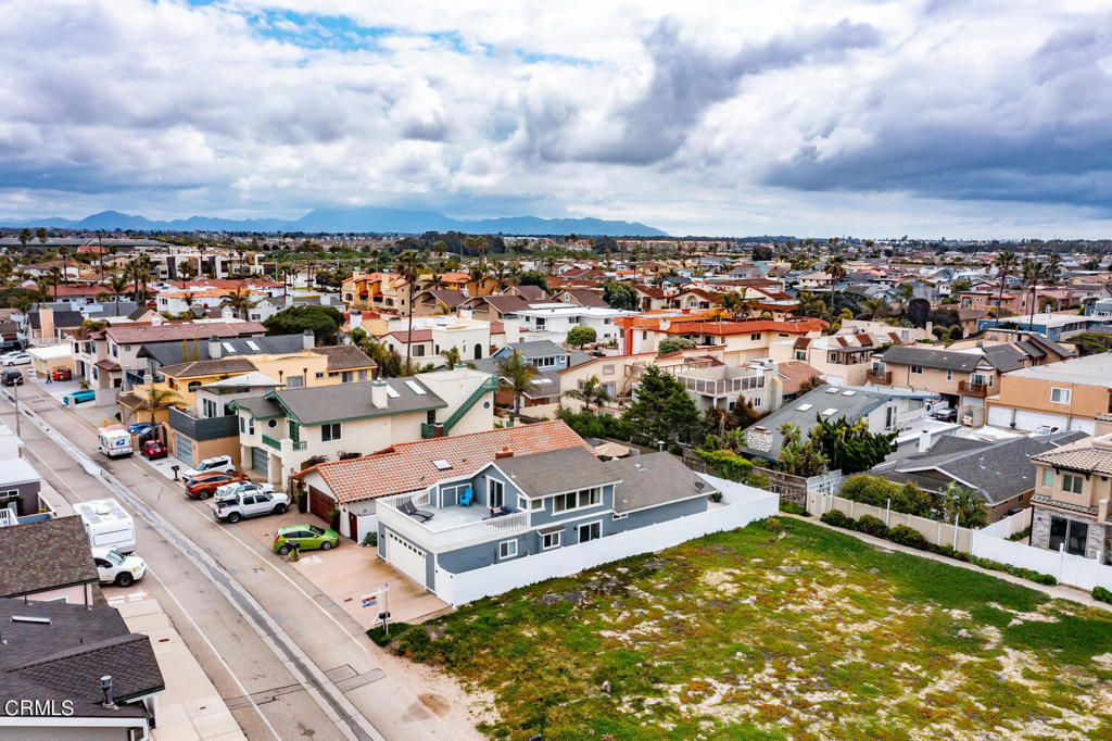 5228 Outrigger Way