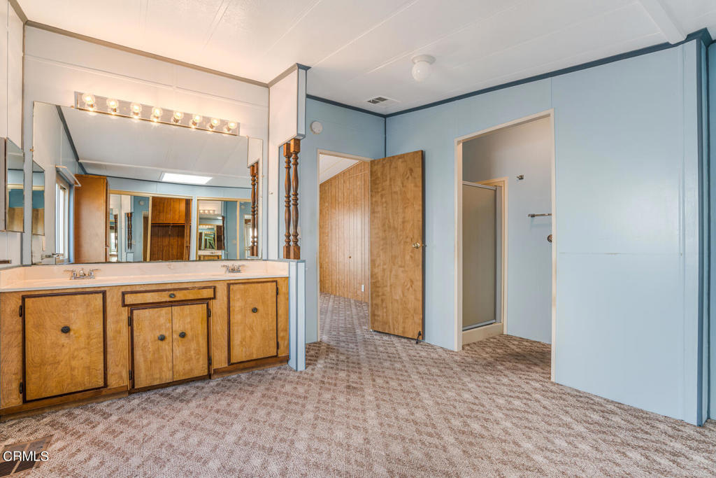 1220 Johnson Drive 138