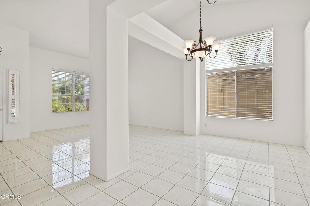 2710 Windcrest Court