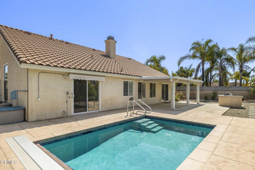 2710 Windcrest Court