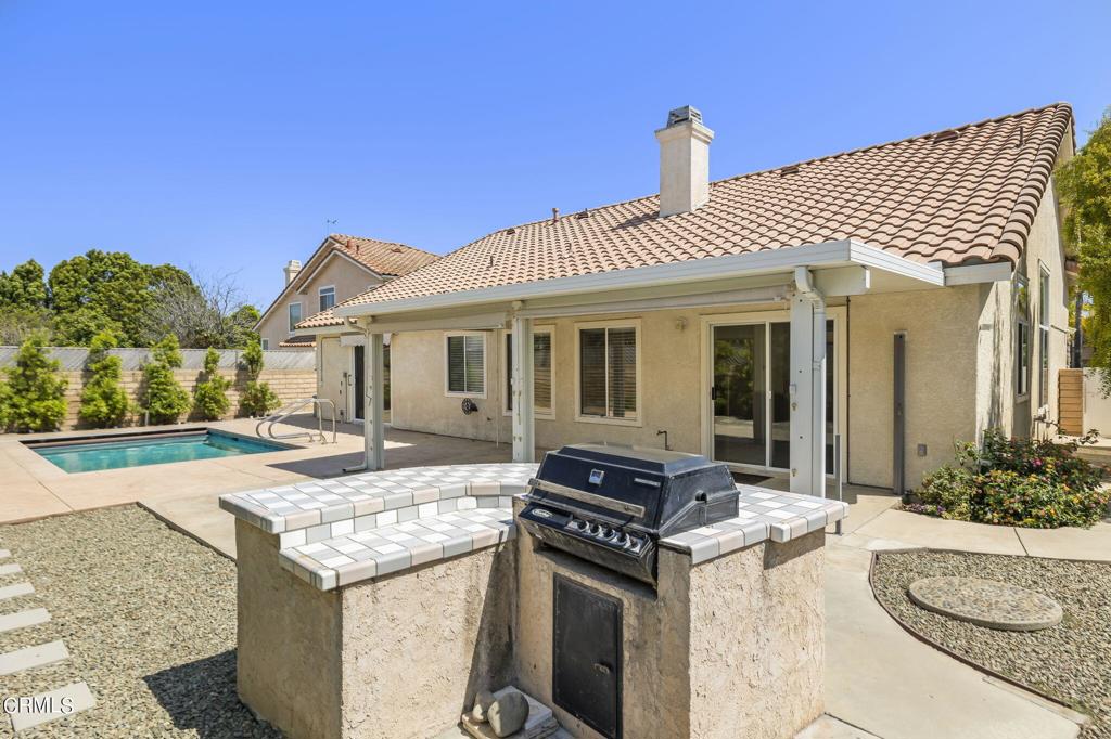 2710 Windcrest Court
