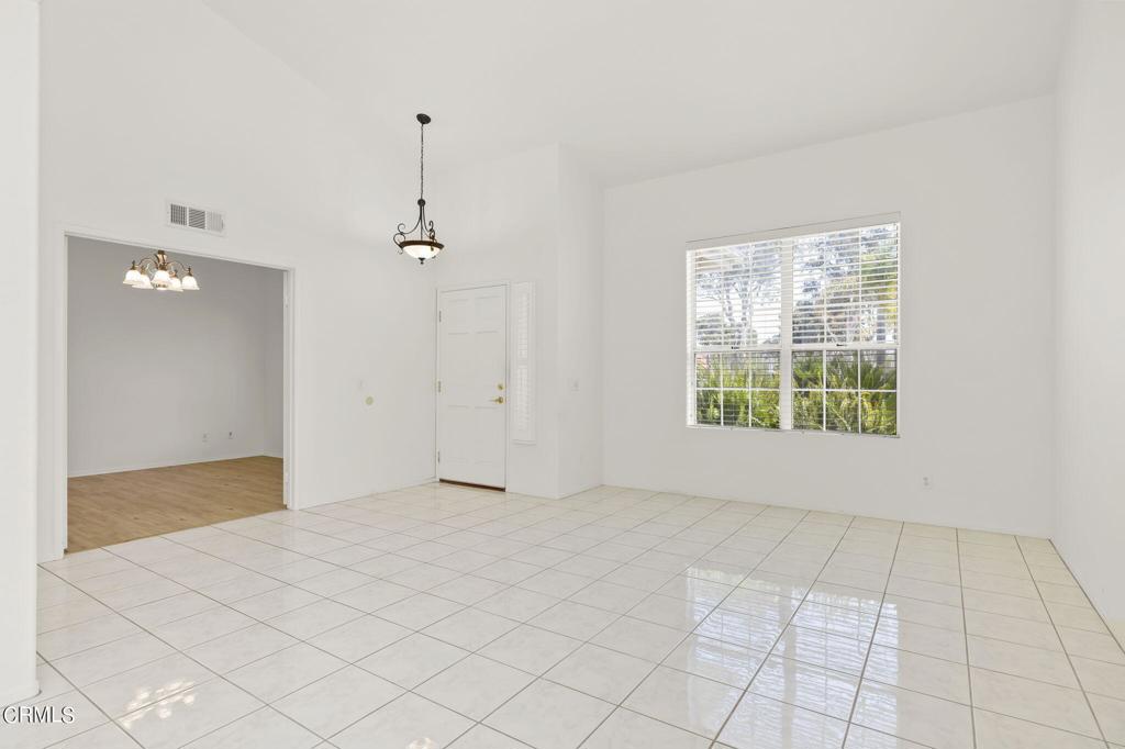 2710 Windcrest Court