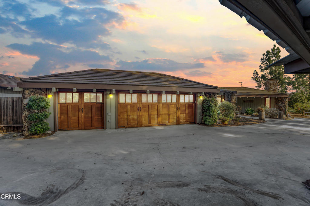 3742 Groves Place