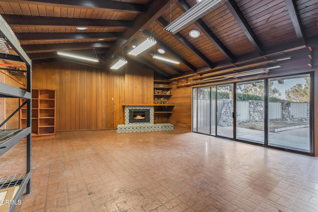 3742 Groves Place