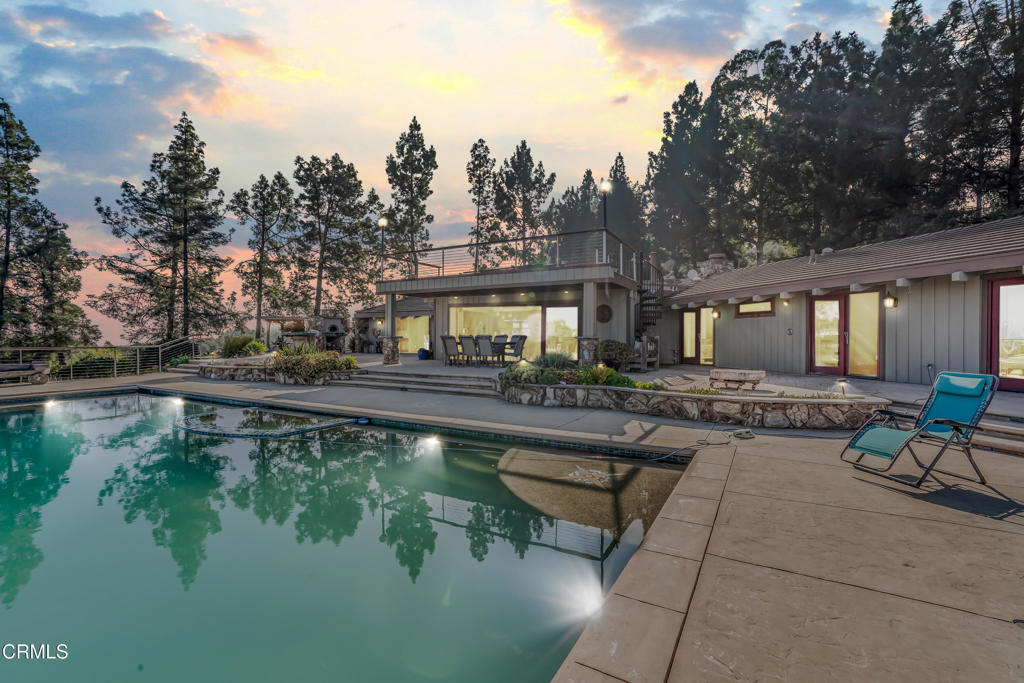 3742 Groves Place
