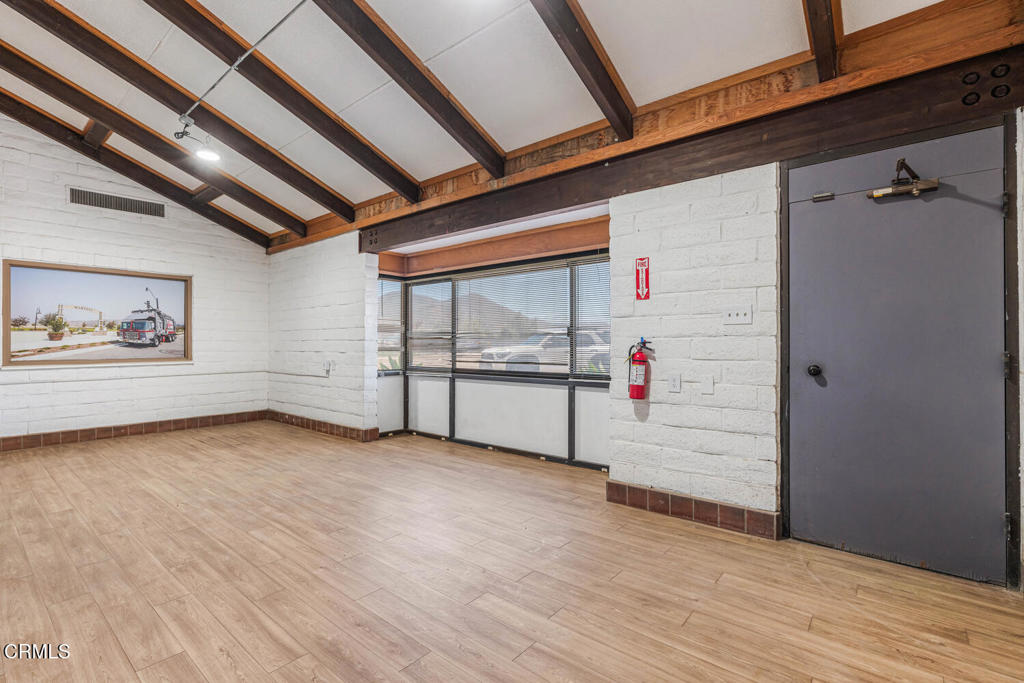 905 917 Corporation Street