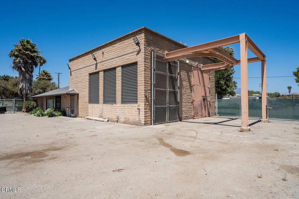 905 917 Corporation Street