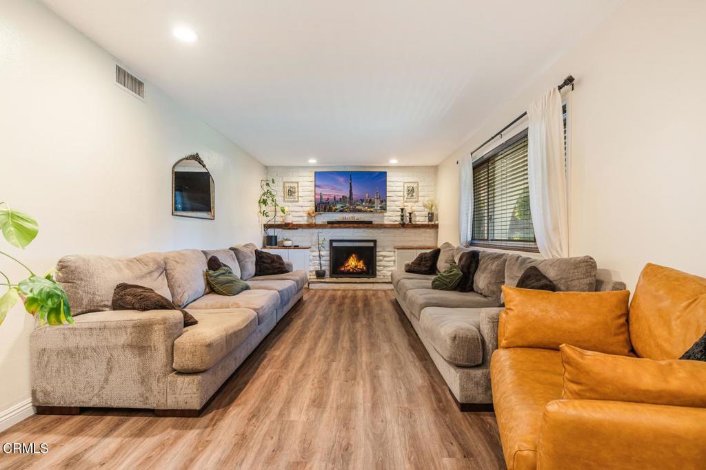 1585 Cipres Court