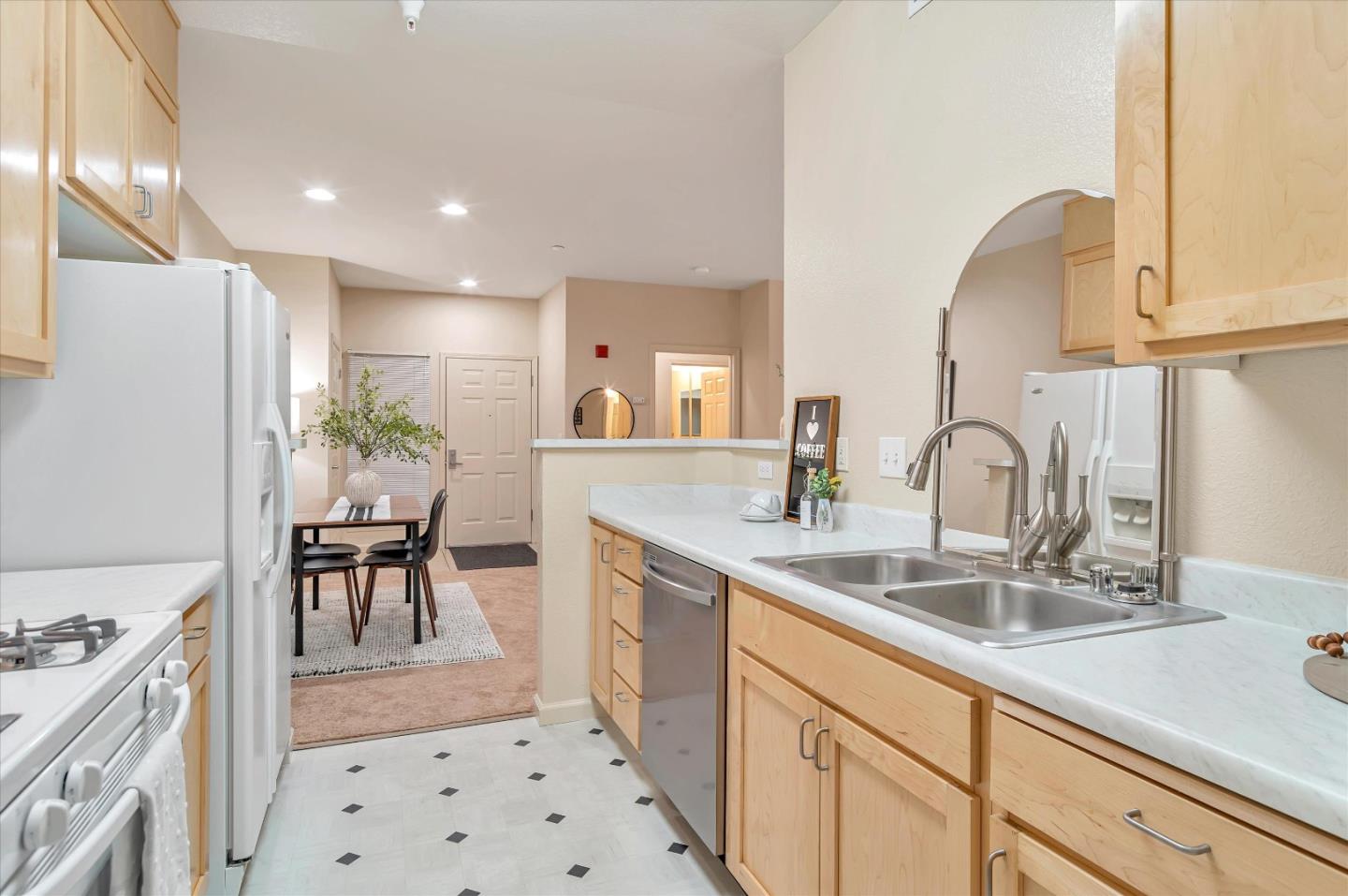 2177 Alum Rock AVE 116