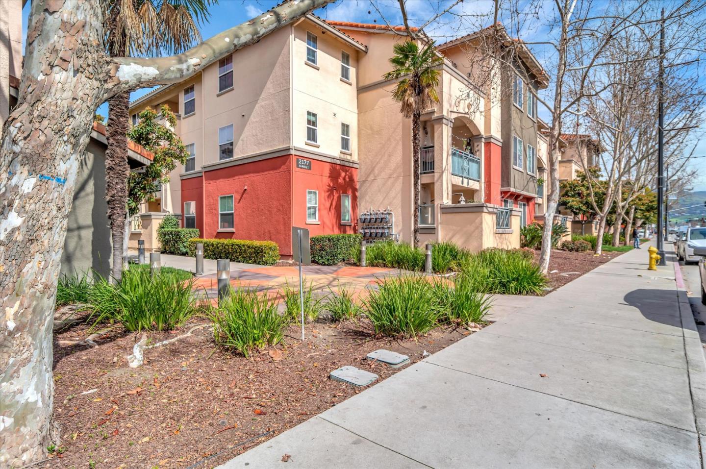 2177 Alum Rock AVE 116