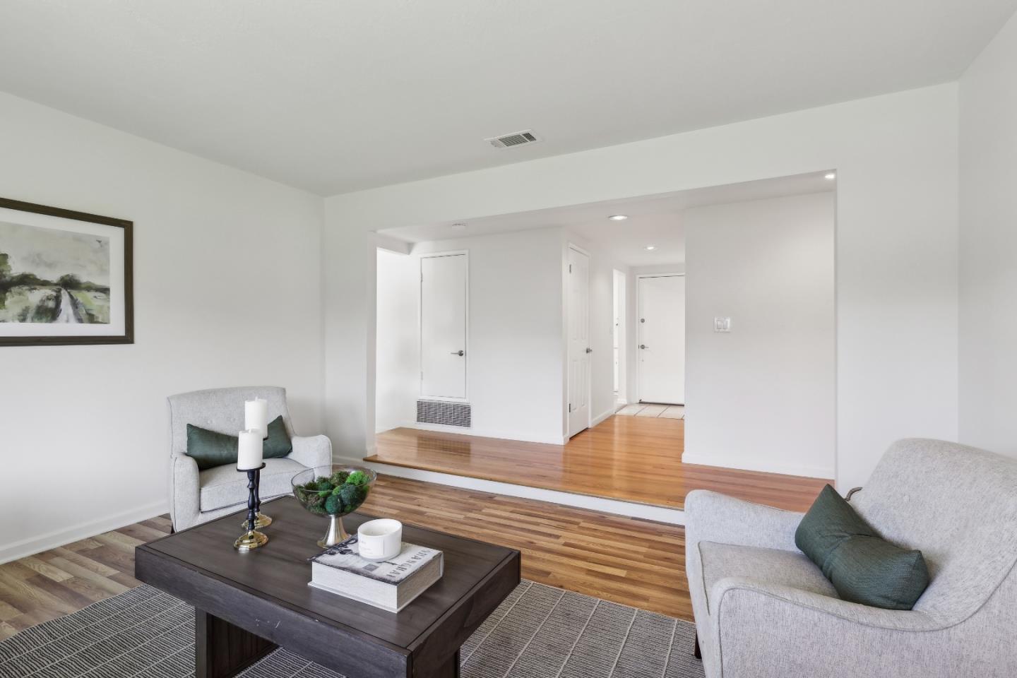 1549 Portola DR