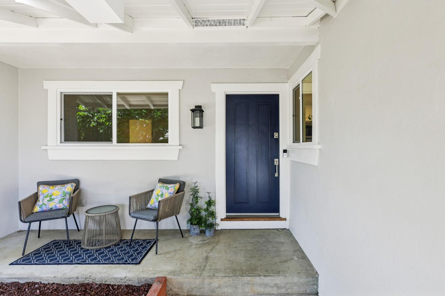 1549 Portola DR