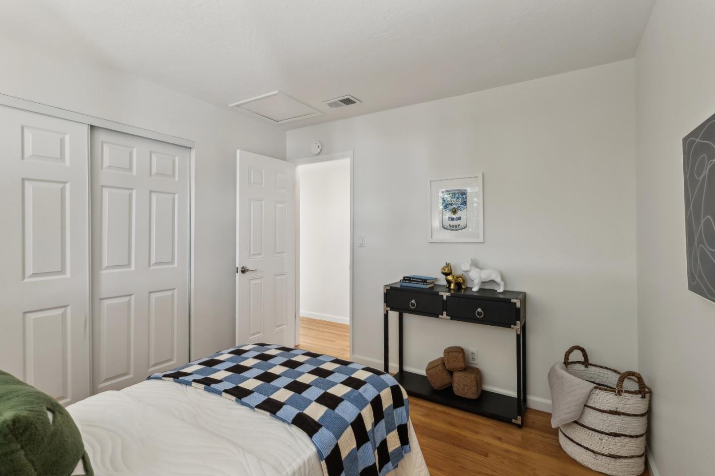 1549 Portola DR